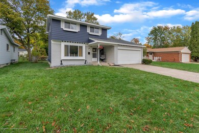 3214 Raynell St, Lansing, MI 48911 - photo 2