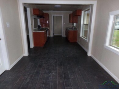 501 Turner St, Kilgore, TX 75662 - photo 3