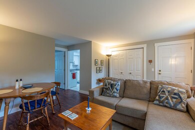 110 Mechanic St unit 3, Camden, ME 04843 - photo 2