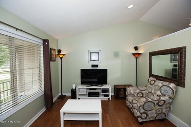 1630 Waldorn Ave NE, Grand Rapids, MI 49505 - photo 2