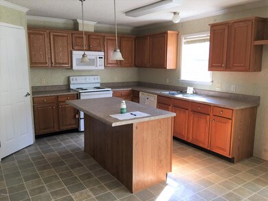 584 W Mchenry Rd, Mc Henry, MS 39561 - photo 3