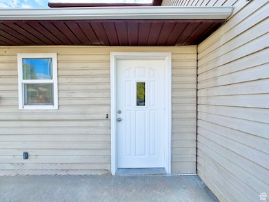 666 E 1600 S, Orem, UT 84097 - photo 5