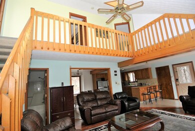 203 Clifton Dr, Bushkill, PA 18324 - photo 6