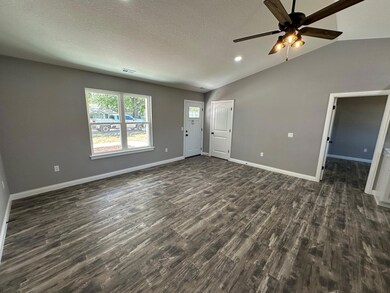 204 Oklahoma Ave - 5