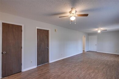 1574 Leslie St, Asheboro, NC 27205 - photo 5