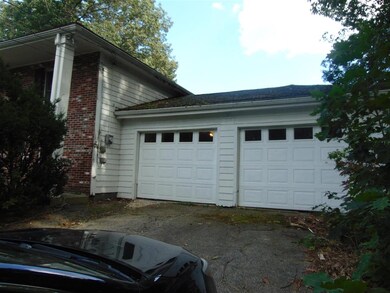 6 Olde Coach Rd, Derry, NH 03038 - photo 2