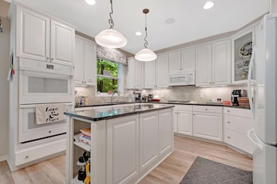 9190 Archer Ln N, Osseo, MN 55311 - photo 4