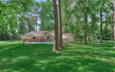 15494 Conroe Dr, Conroe, TX 77384 - photo 2