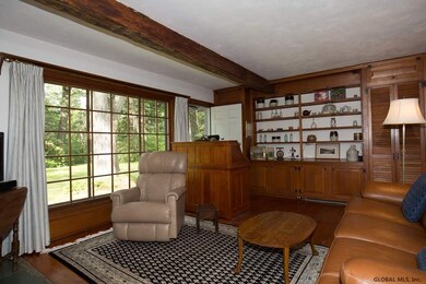 2337 Algonquin Rd, Schenectady, NY 12309 - photo 4