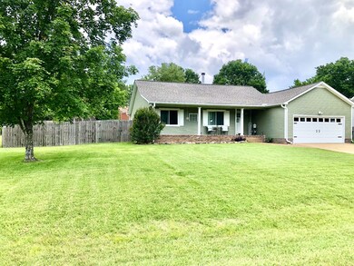 2008 Windsor Dr, Columbia, TN 38401 - photo 2