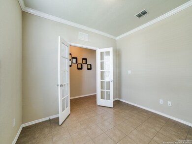 10118 Round Ridge, San Antonio, TX 78254 - photo 6