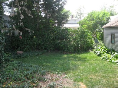 902 Arlington St NE, Grand Rapids, MI 49505 - photo 7