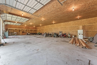 5429 Hopkins Rd, Flint, MI 48506 - photo 5