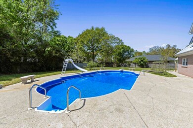 715 Irving (24)