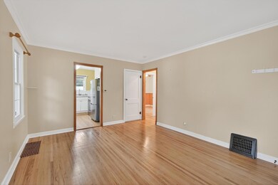 3654 Queen Ave N, Minneapolis, MN 55412 - photo 7