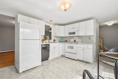 128 Hibiscus Ave, Waltham, MA 02451 - photo 7