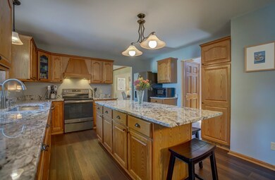 803 Red Tail Ridge, Oregon, WI 53575 - photo 5