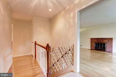 421 Scott Dr, Silver Spring, MD 20904 - photo 4