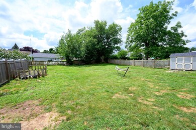 110 W Myrtle St, Littlestown, PA 17340 - photo 3