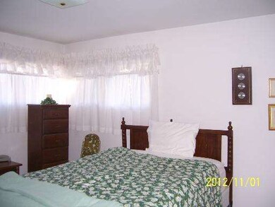 1321 Portsmouth Ave, Westchester, IL 60154 - photo 7