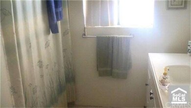 1105 S Grevillea Ave, Inglewood, CA 90301 - photo 4