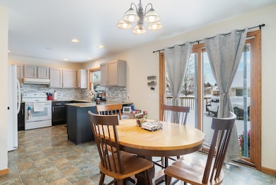 413 Beth Cir, Plymouth, WI 53073 - photo 4