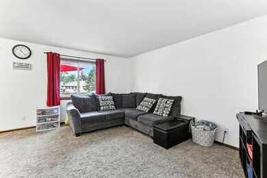 3945 Gershwin Ave N, Saint Paul, MN 55128 - photo 4