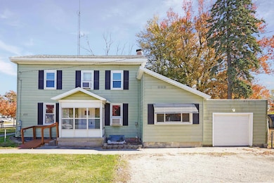 202 E Main St, Silver Lake, IN 46982 - photo 2