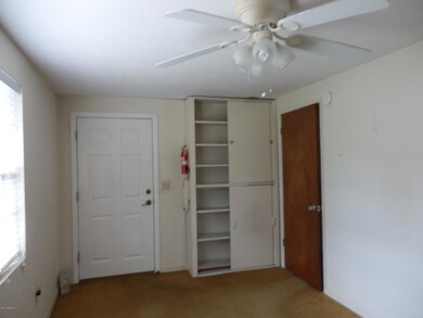 2902 Brackridge Blvd E, Jacksonville, FL 32216 - photo 7