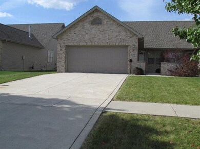 10388 Pike St, Crown Point, IN 46307 - photo 2