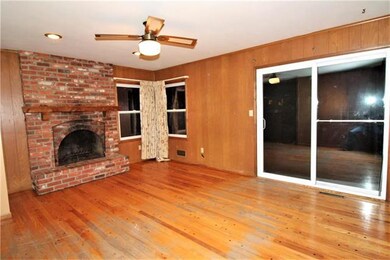 5223 Garnett St, Shawnee, KS 66203 - photo 6