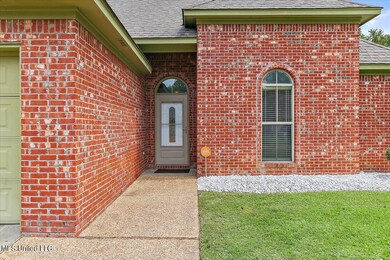 03-606 Oakview Way