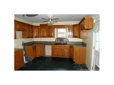 2107 Carlton Dr, New Albany, IN 47150 - photo 4