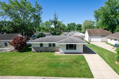 5311 Algonquin Trail, Kokomo, IN 46902 - photo 2