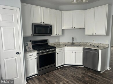 12181 Caithness Cir, Bristow, VA 20136 - photo 3