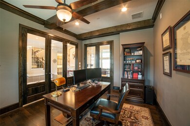 1602 Monarch Oaks St, Houston, TX 77055 - photo 5