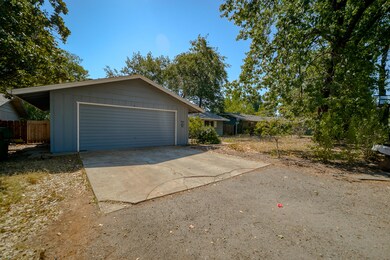 2-Car Garage