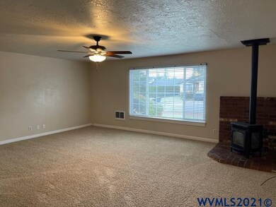 965 Barnes Ave SE, Salem, OR 97306 - photo 6