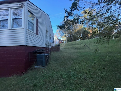 1601 Graymont Ave W, Birmingham, AL 35208 - photo 5