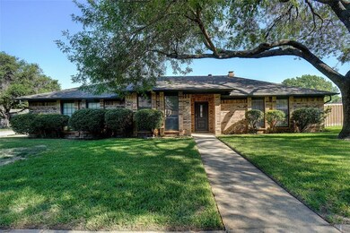 1125 Wingate Dr, Bedford, TX 76021 - photo 2