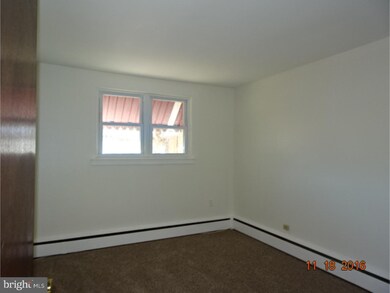 1359 Midland Rd, Conshohocken, PA 19428 - photo 6