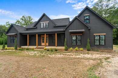 1091 Old Limestone Rd, Clover, SC 29710 - photo 3