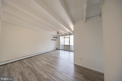 100 E Glenolden Ave unit R18, Glenolden, PA 19036 - photo 4