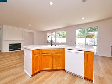 1849 Tioga Pass Way, Antioch, CA 94531 - photo 7