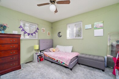 1318 S Meadowview Ave-7