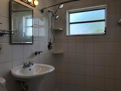 4205 N Flagler Dr unit 4, West Palm Beach, FL 33407 - photo 7