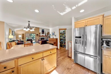 20155 Selkirk Mountain Way, Bend, OR 97702 - photo 5