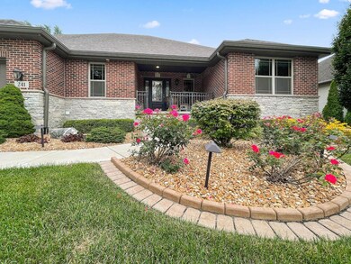 241 N Elgin St, Griffith, IN 46319 - photo 4