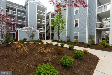 The Four Winds at Oakton unit 2-C4, Oakton, VA 22124 - photo 2