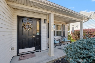 725 Settlers Walk Blvd, Springboro, OH 45066 - photo 3